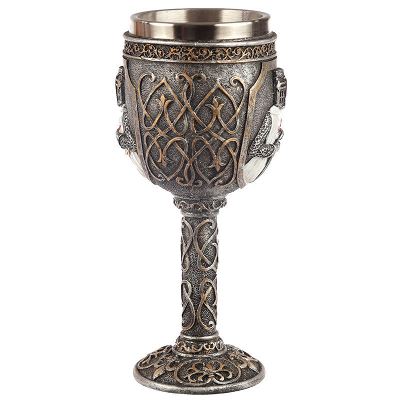 Copa medieval PUCKATOR con caballero cruzado y relieves góticos - 3