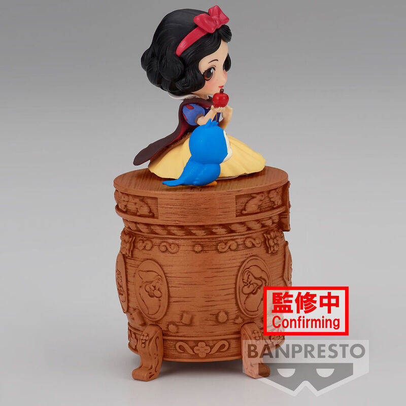 Figura Q Posket de Blancanieves Disney con manzana, pájaro azul y base ornamental - 4