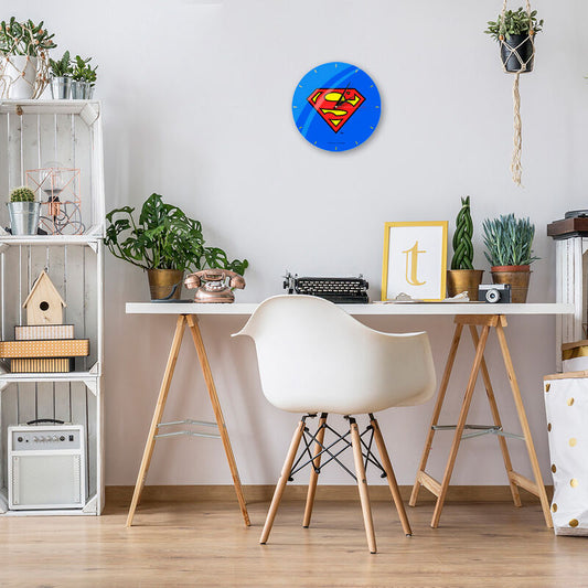 Reloj de pared azul con emblema de Superman - 2