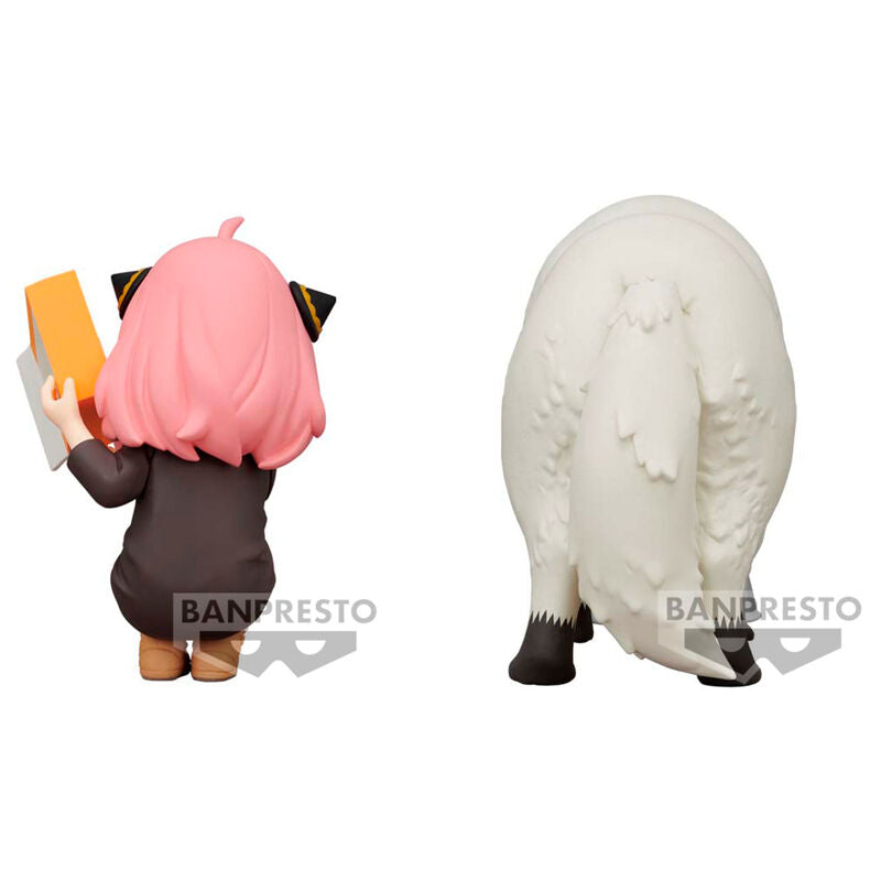 Figura de Anya Forger leyendo junto a Bond de Spy x Family - 5