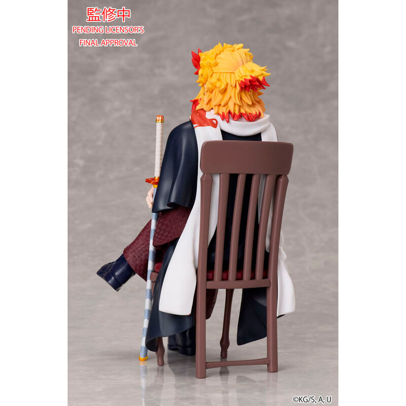 Figura de Kyojuro Rengoku de Demon Slayer sentado con su espada - 3