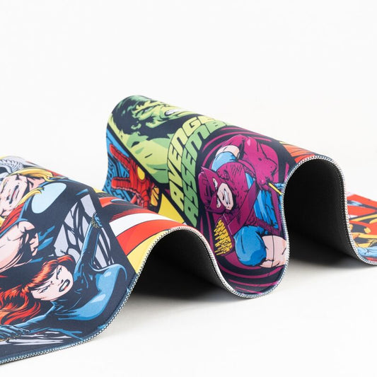 Alfombrilla gaming de Los Vengadores Marvel con personajes de Avengers - 4