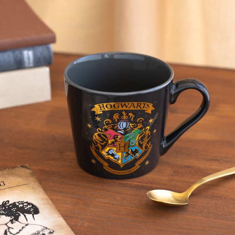 Taza negra de Harry Potter con escudo de Hogwarts - 5
