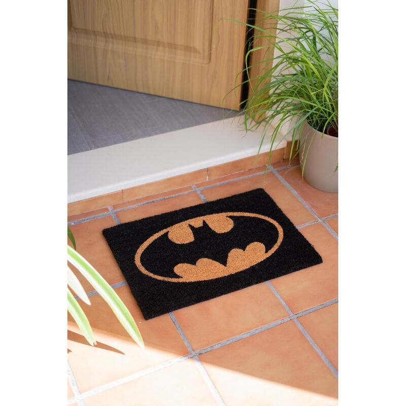 Felpudo negro con logo amarillo de Batman - 4