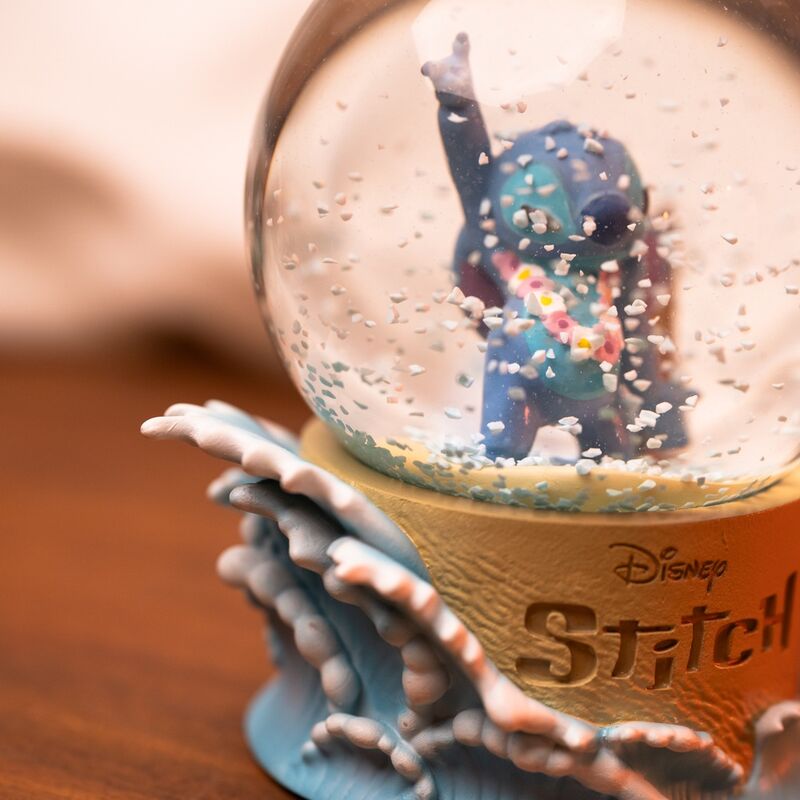 Bola de nieve de Stitch Disney con esfera de cristal y base decorada - 4