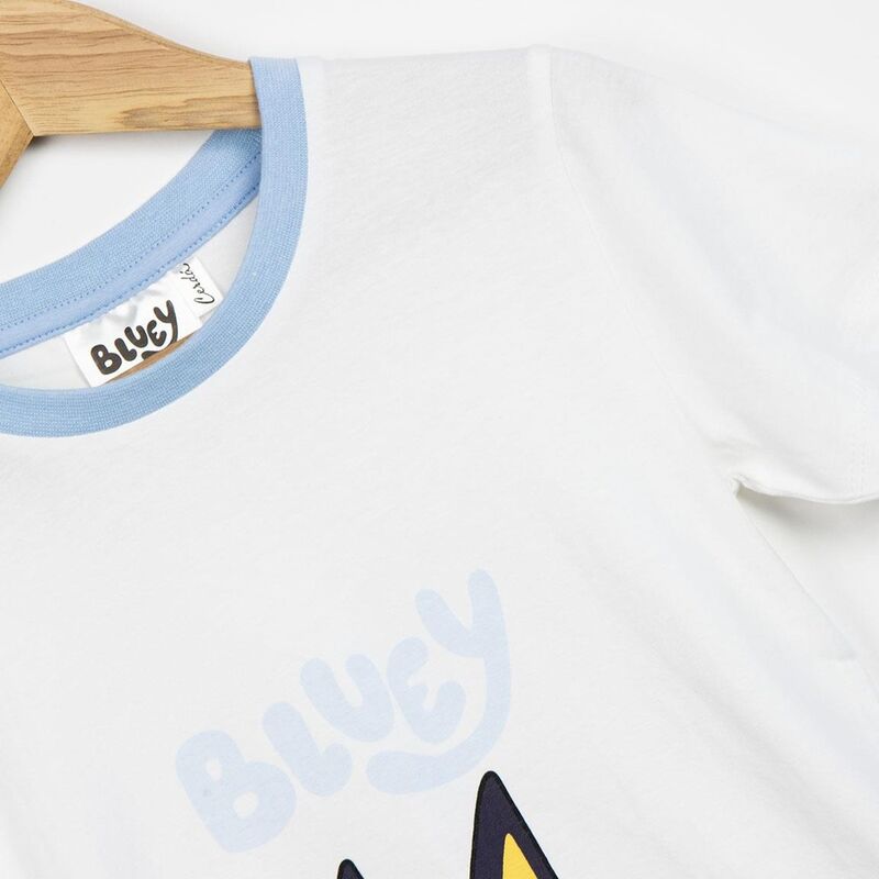 Pijama corto infantil de Bluey con camiseta blanca y pantalón estampado - 3