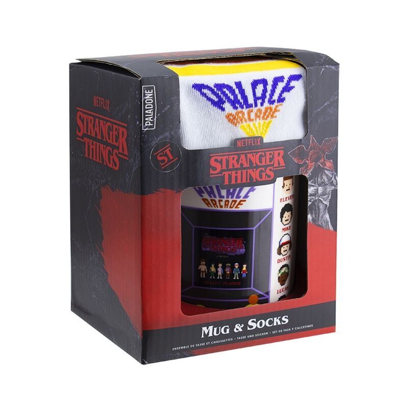 Set de taza arcade y calcetines Stranger Things de PALADONE