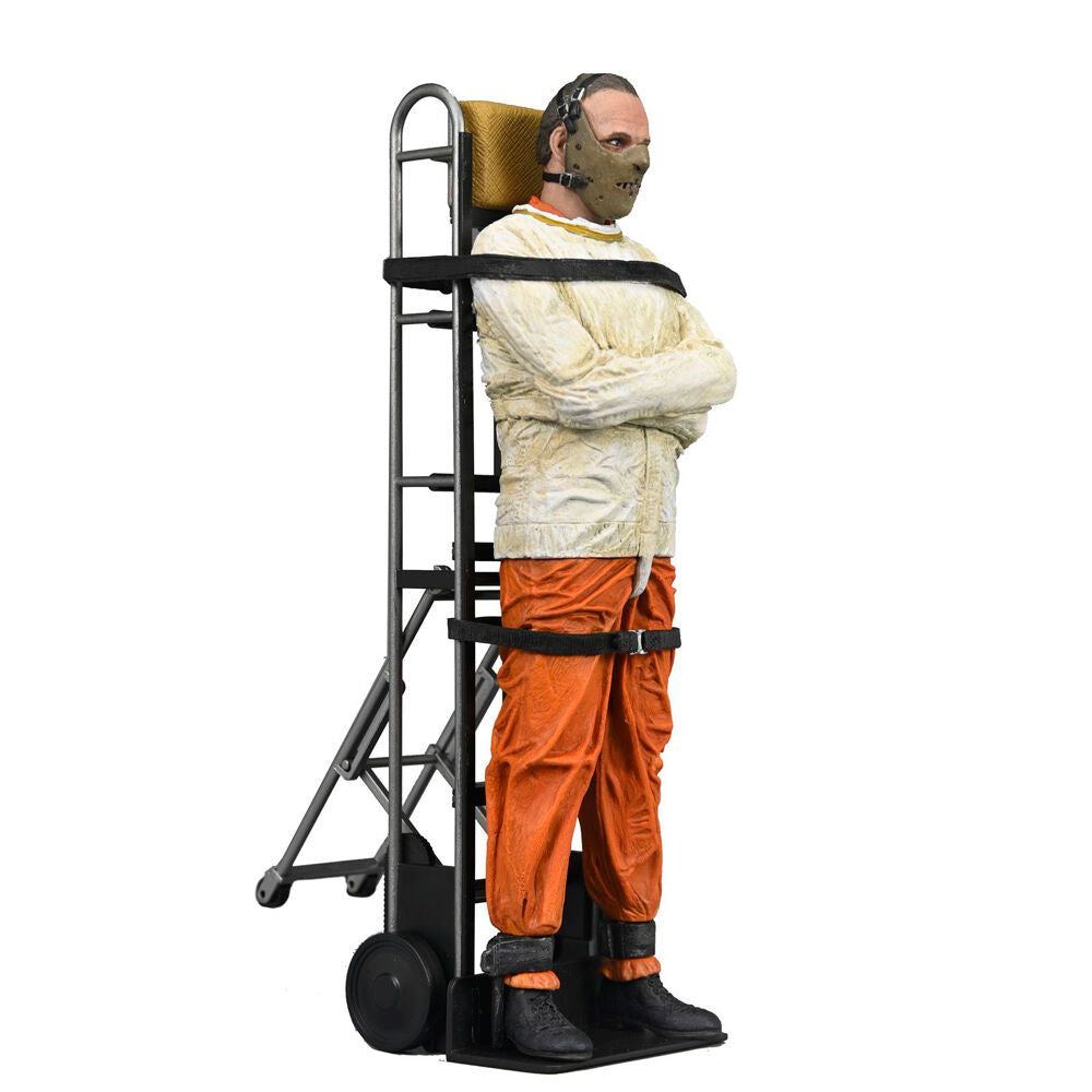 Figura articulada NECA de Hannibal Lecter con máscara y cabezas adicionales - 4