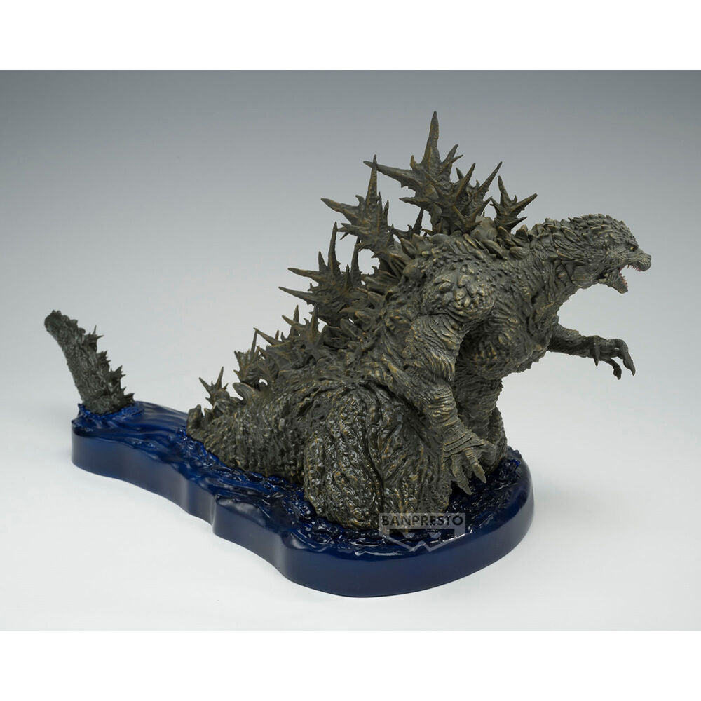 Figura de Godzilla Minus One de BANPRESTO sobre base azul oscuro - 5