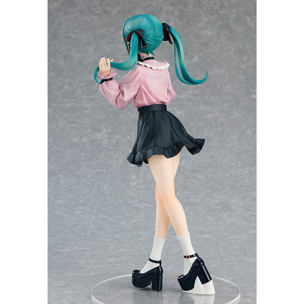 Figura POP UP PARADE de Hatsune Miku The Vampire con atuendo rosa y negro - 2