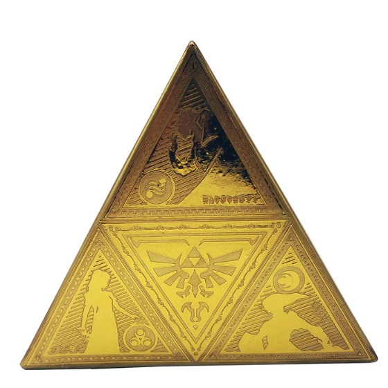 Hucha triangular dorada con la Trifuerza de The Legend of Zelda