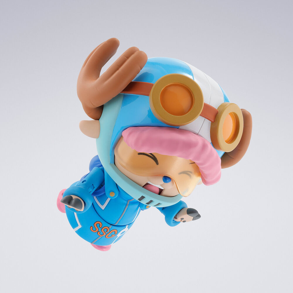 Figura articulada de Tony Tony Chopper de One Piece con traje azul y casco futurista - 4