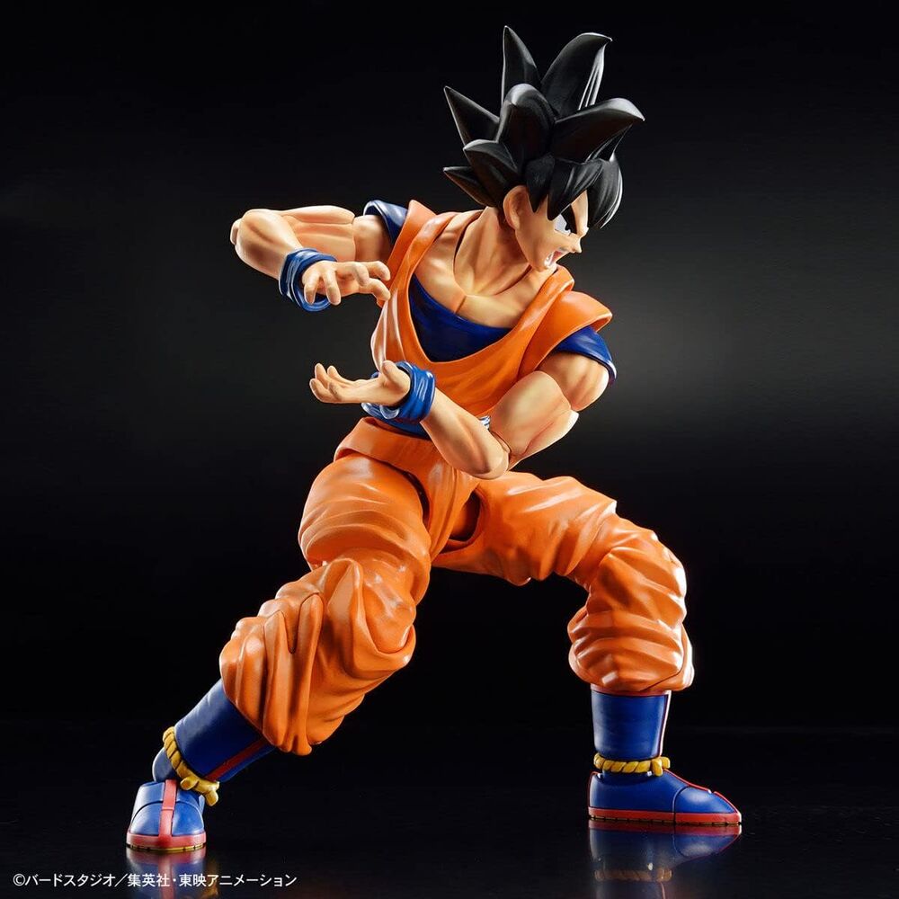 Figura articulada de Son Goku de Dragon Ball Z en pose de combate - 4