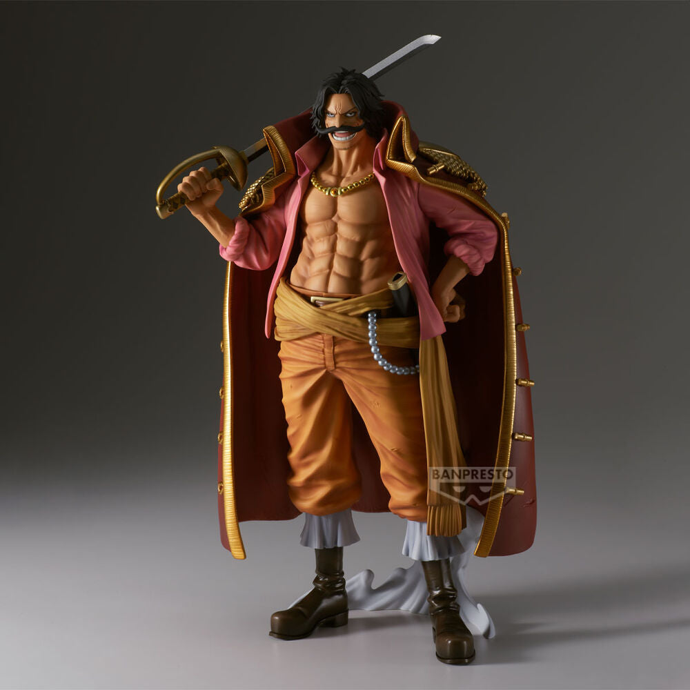 Figura de Gol D. Roger de One Piece con espada y capa - 2
