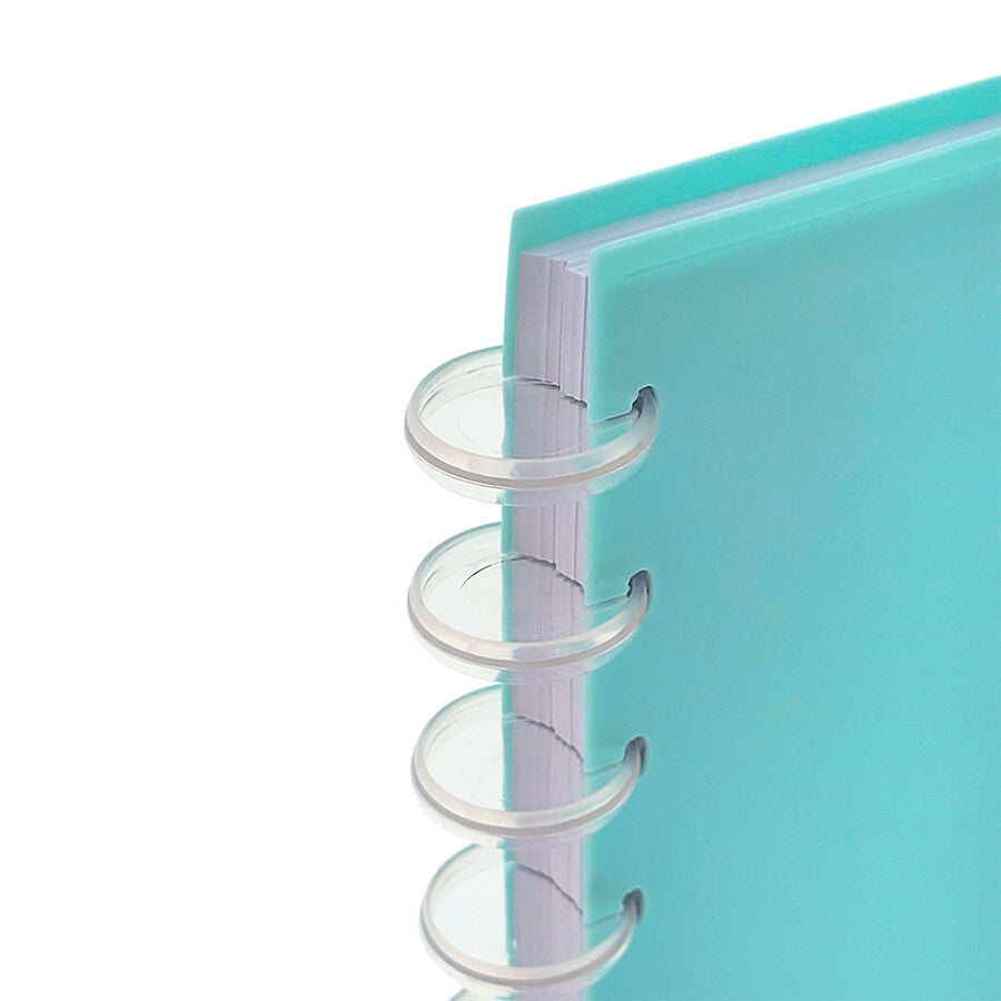 Cuaderno A6 turquesa de anillas con diseño de capibaras y bubble tea - 4