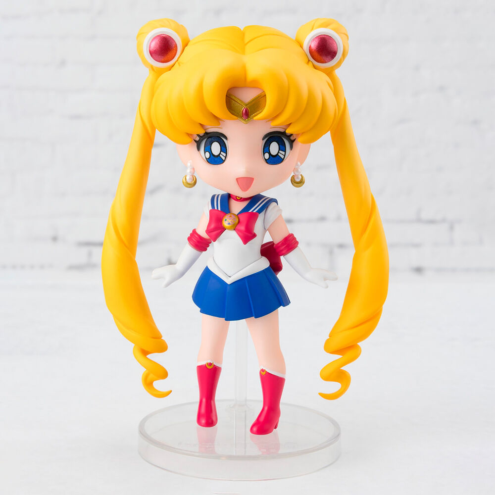 Figura Figuarts Mini de Sailor Moon con Varita Lunar y base transparente - 5