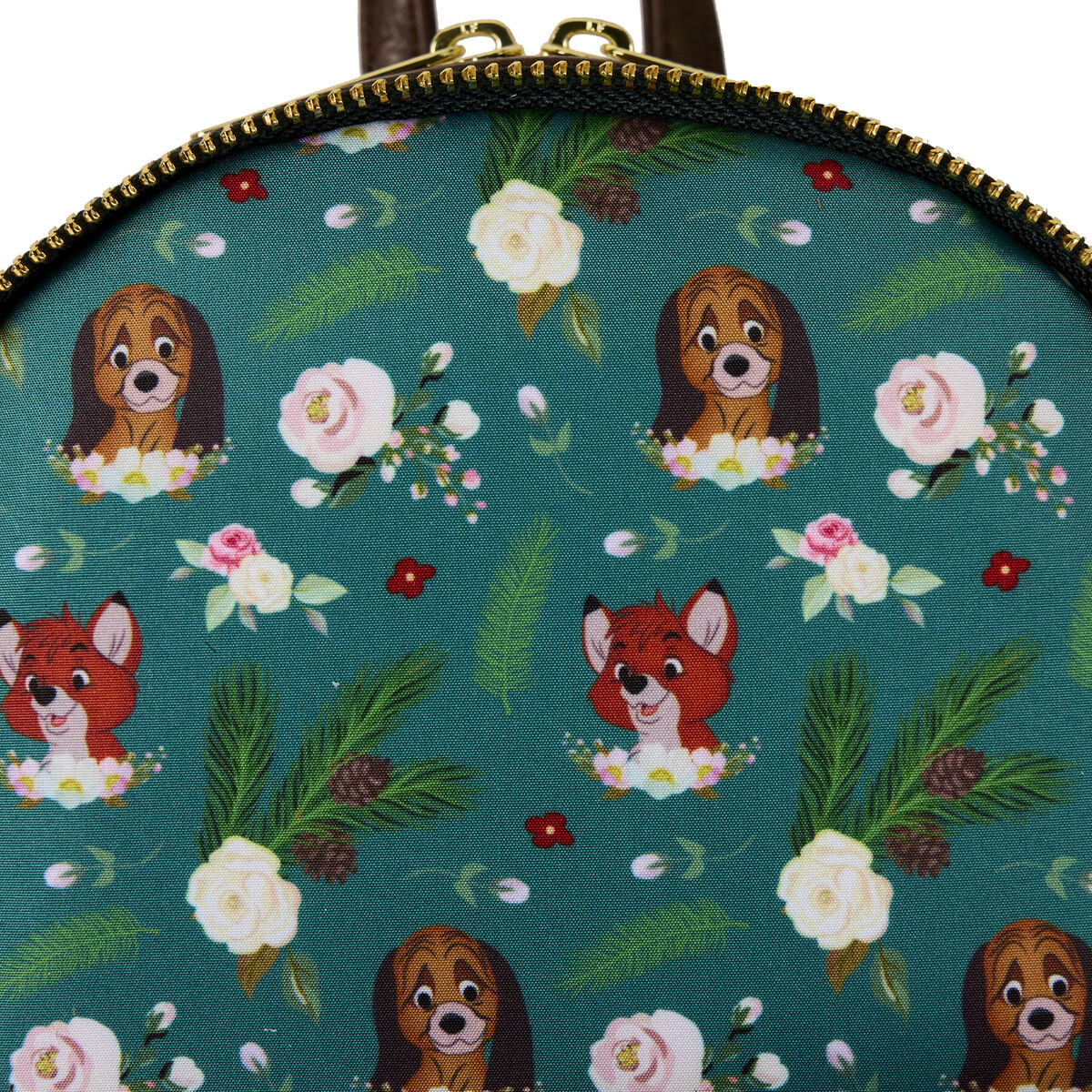 Mochila Disney Loungefly de Tod y Toby con flores - 5