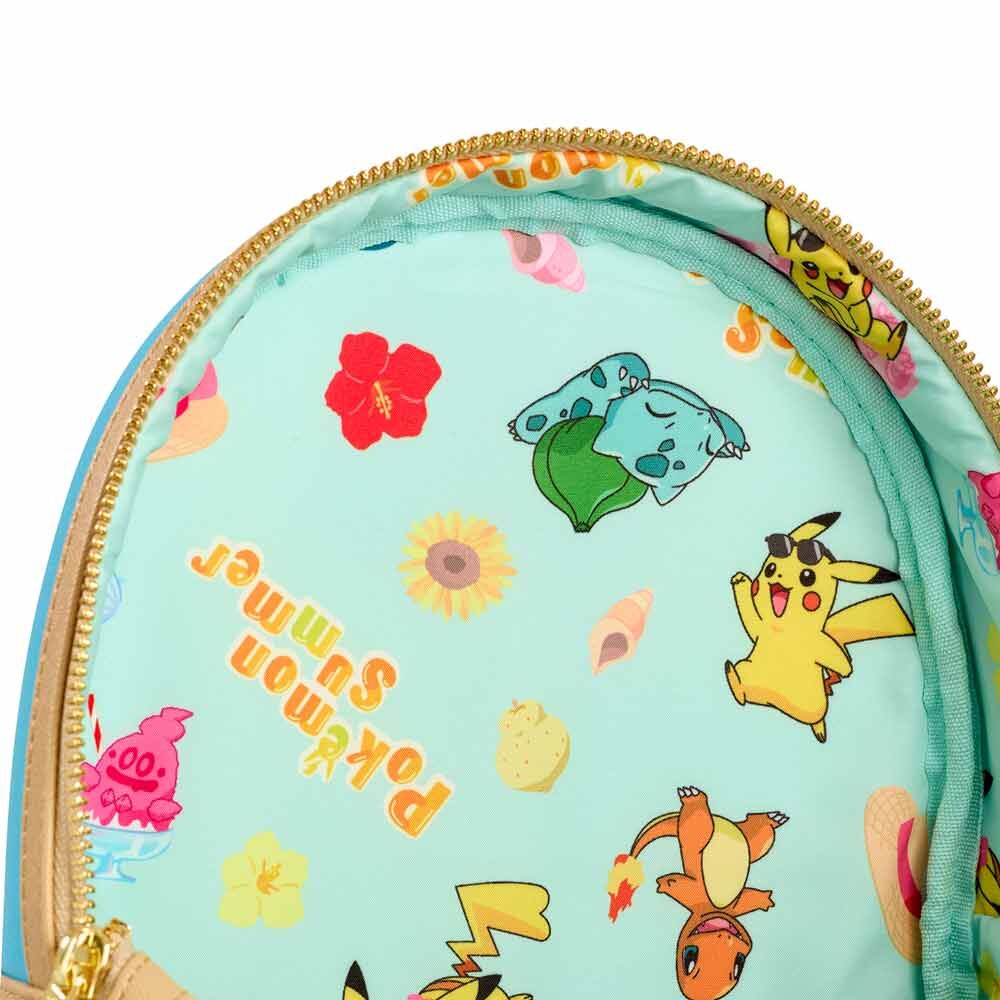 Mochila azul Pokémon Pool Party de Loungefly con escena de piscina - 4