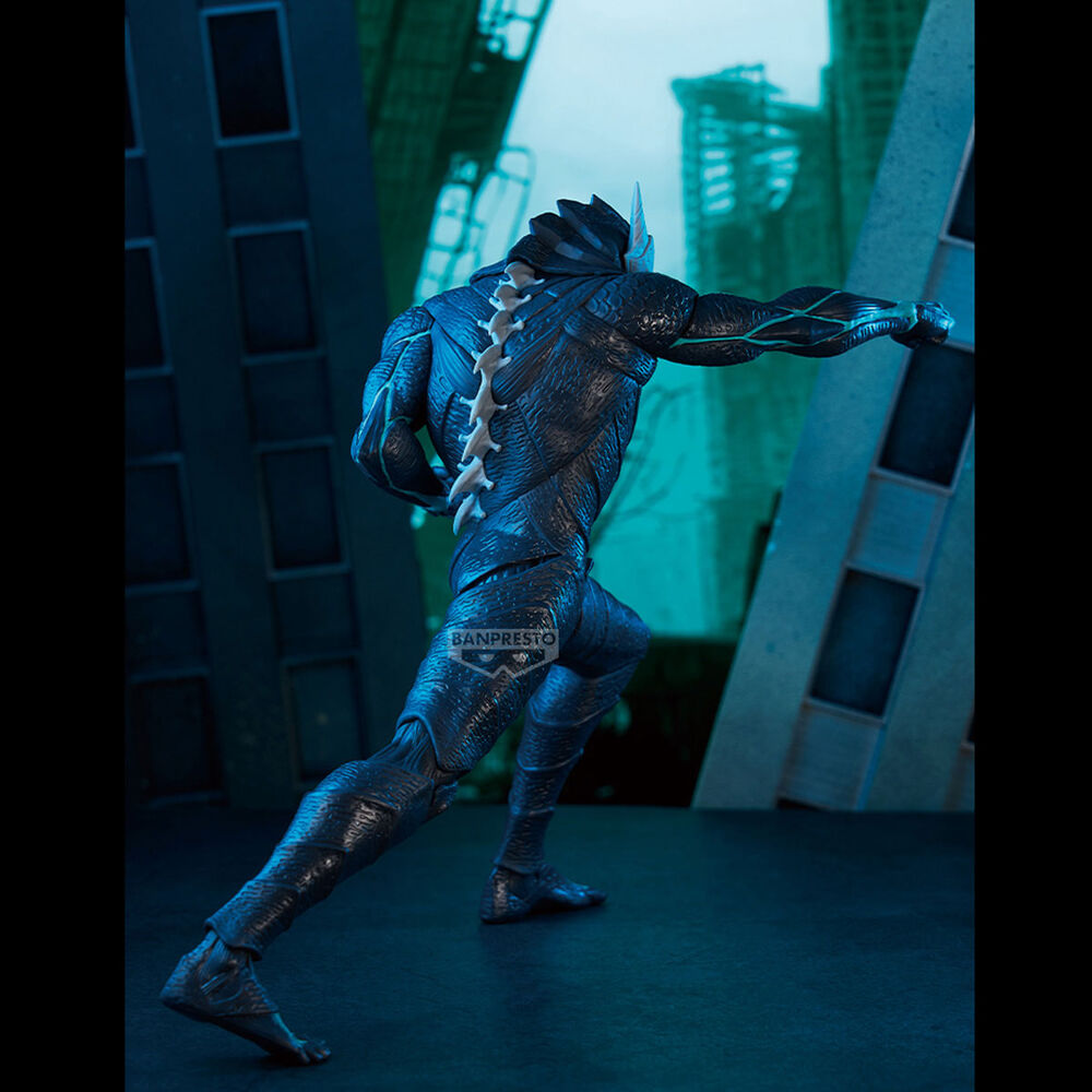 Figura Grandista de Kafka Hibino en forma kaiju con base rocosa - 4