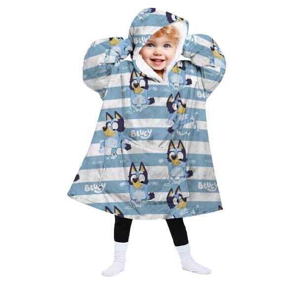 Bata sudadera infantil Bluey azul y blanca con capucha - 2