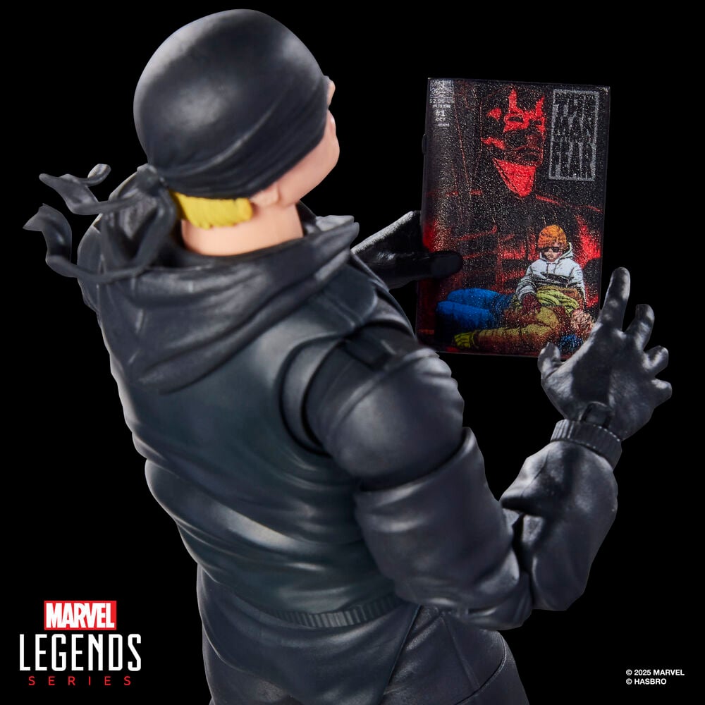 Figura articulada de Daredevil Marvel Legends de 15 cm con atuendo negro y bastón - 13