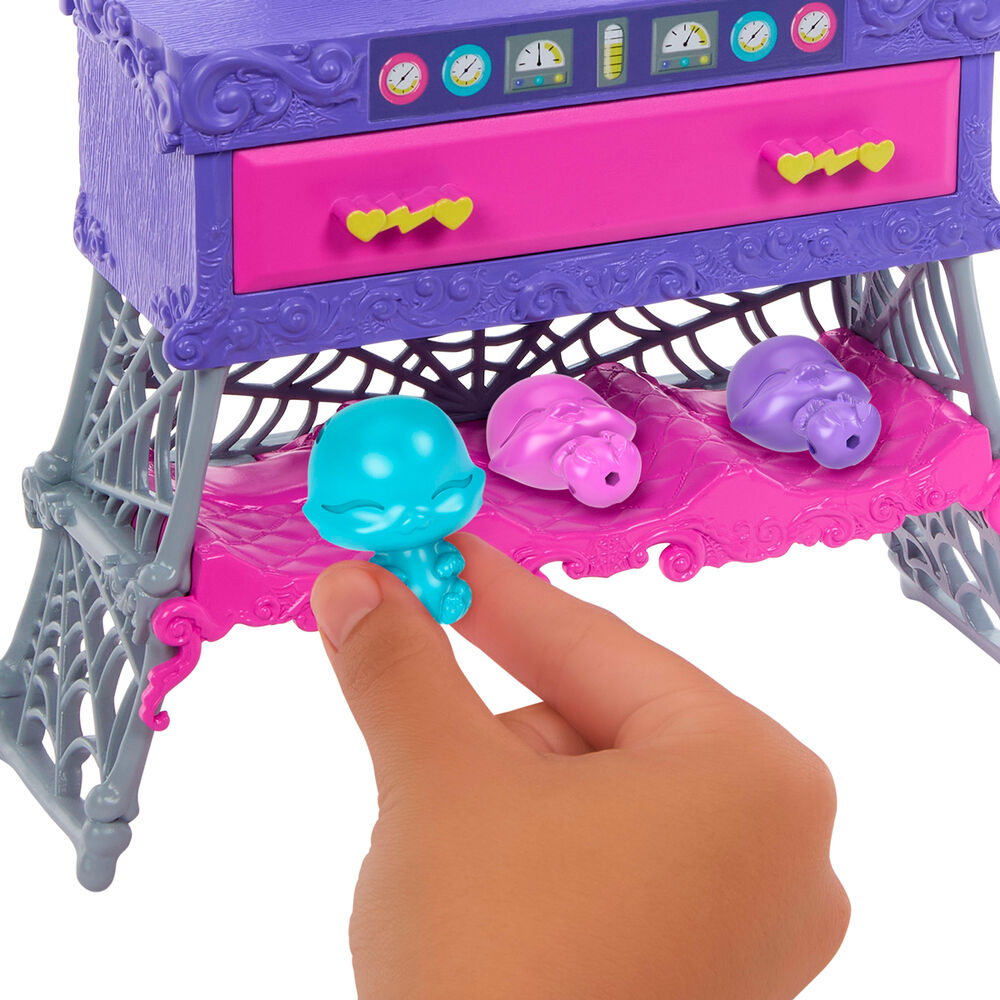 Muñeca Frankie Stein con laboratorio y mascotas Monster High - 6
