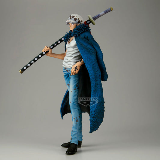 Figura de Trafalgar Law de One Piece con abrigo azul y nodachi - 3