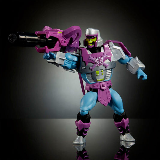 Figura articulada Armor Skeletor Megatron de 14 cm con accesorios - 4