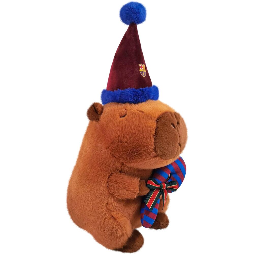 Peluche capibara del FC Barcelona con gorro de Papá Noel y bufanda blaugrana - 2