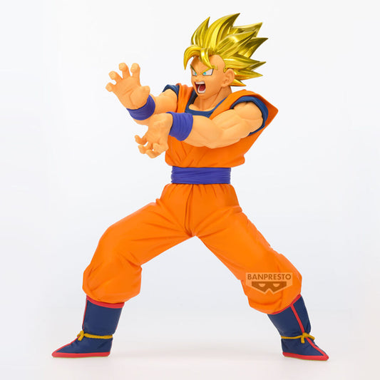Figura de Son Goku Super Saiyan de Dragon Ball Z en pose de combate - 2