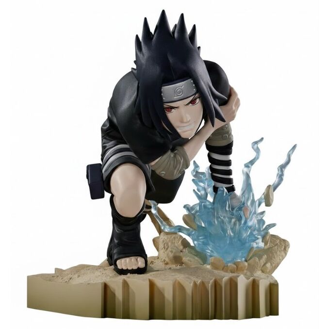 Figura de Sasuke Uchiha de Naruto Shippuden con base rocosa y efecto azul