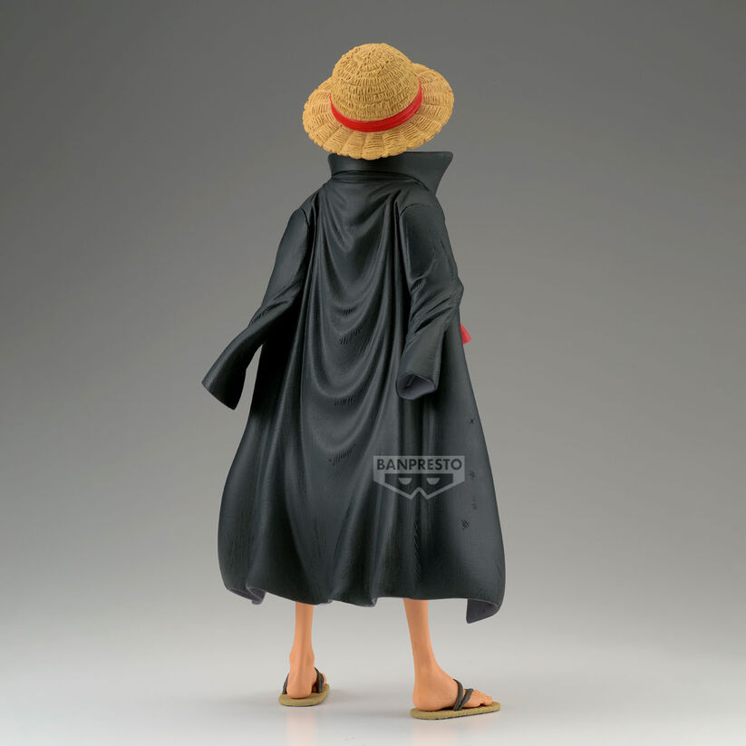 Figura de Monkey D. Luffy de One Piece con sombrero de paja y capa negra - 5