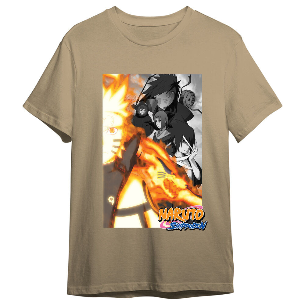 Camiseta beige de Naruto Shippuden con personajes en el frontal