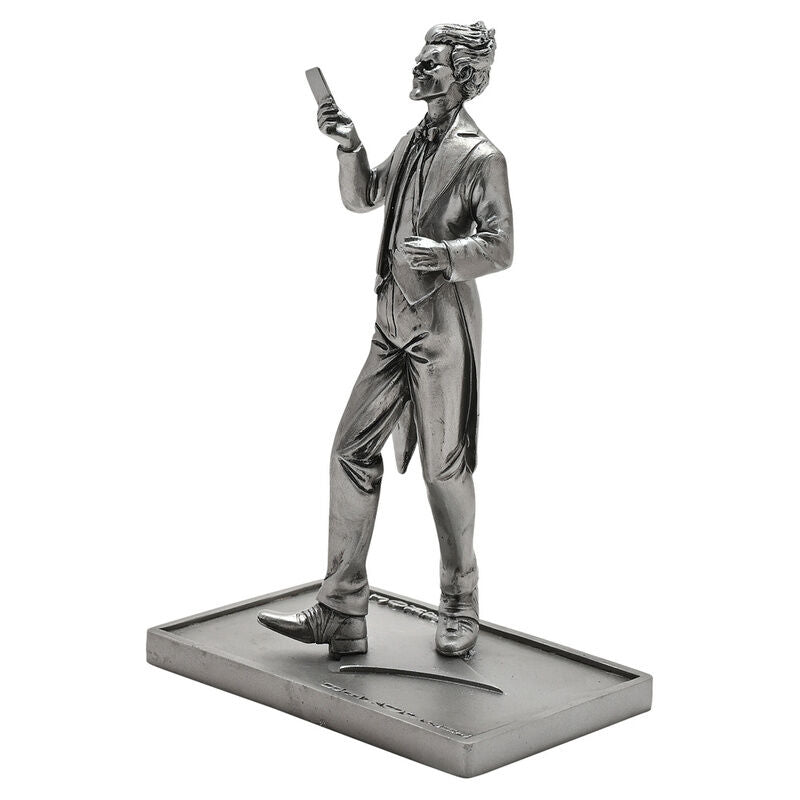 Figura del Joker de Batman DC Comics en resina gris sobre base rectangular - 4