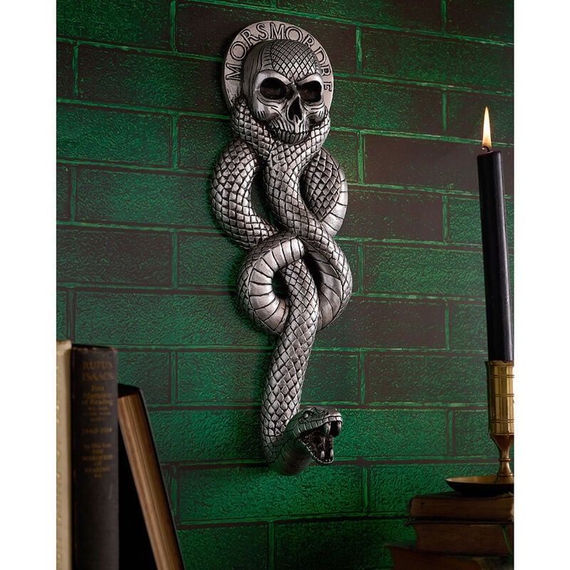 Placa Marca Tenebrosa Dark Arts de Harry Potter con calavera y serpiente - 5