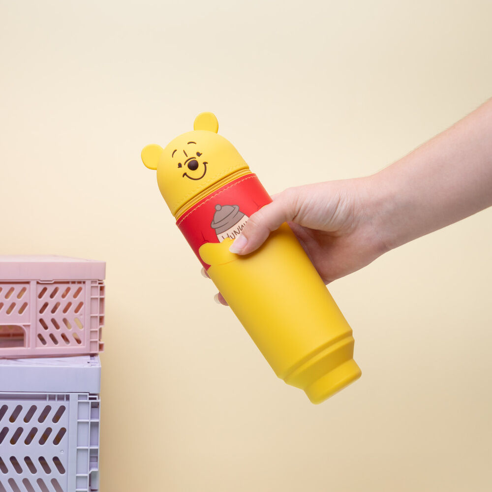 Estuche portatodo 3D amarillo de Winnie the Pooh con tarro de miel - 7