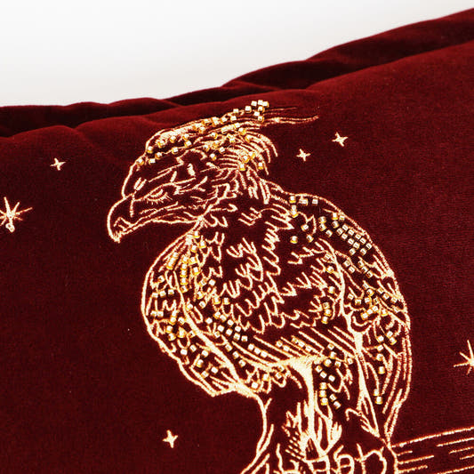 Cojín granate de terciopelo con Fawkes bordado en dorado - 3