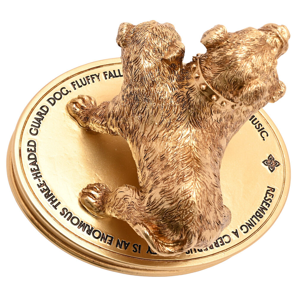 Figura dorada de Fluffy de Harry Potter sobre base circular - 4