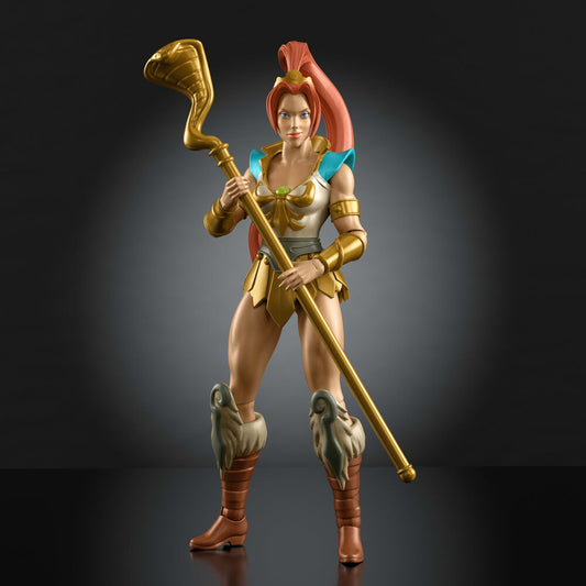 Figura articulada de Teela con armadura dorada y báculo - 3