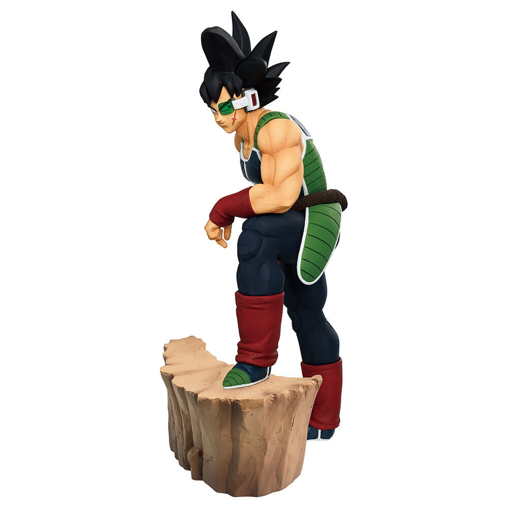Figura Ichibansho de Bardock de Dragon Ball sobre una base rocosa - 3