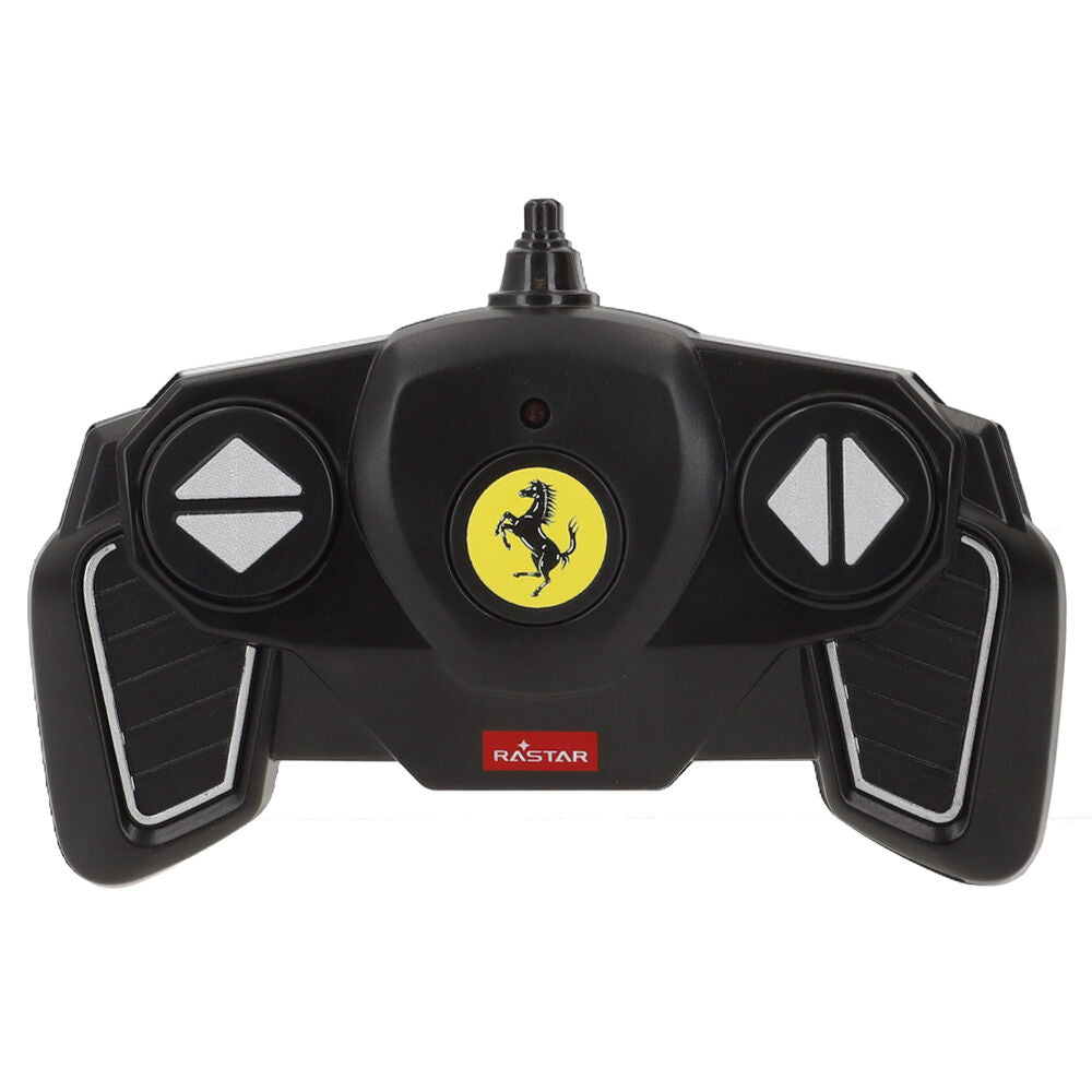 Coche Ferrari SF-25 rojo a radio control con mando RASTAR - 5