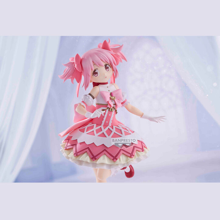 Figura de Madoka Kaname II de 19 cm con vestido rosa y blanco - 3