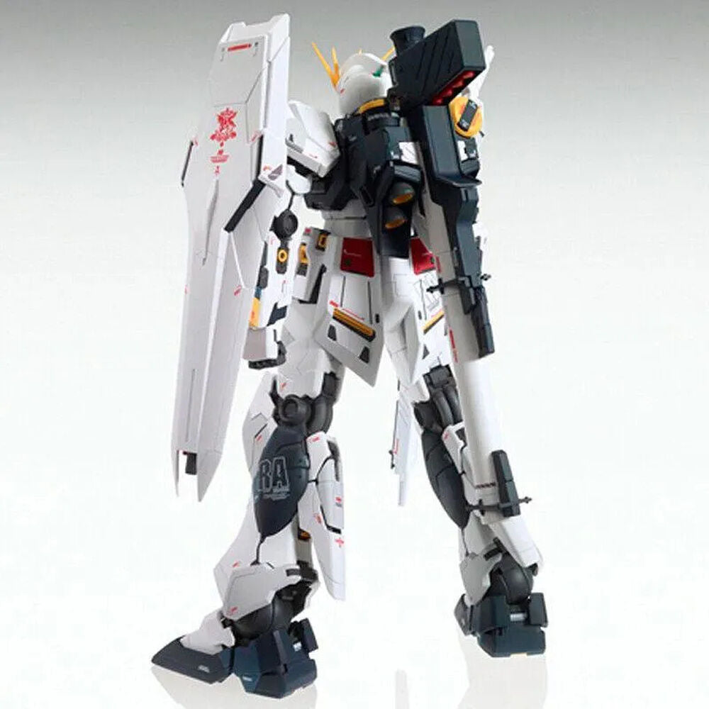 Maqueta MG 1/100 RX-93 Nu Gundam Ver. Ka en blanco y negro - 5