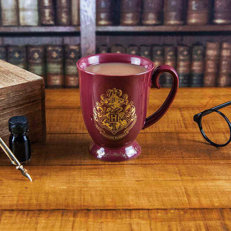 Taza granate de cerámica de Hogwarts Harry Potter con escudo dorado - 2