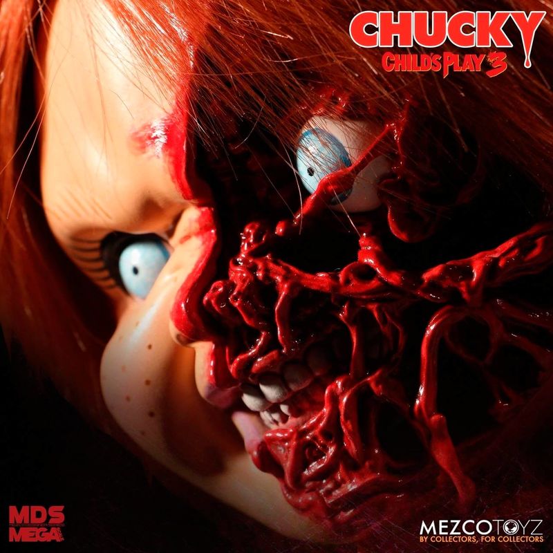 Figura articulada de Chucky con peto vaquero y rostro deteriorado - 5