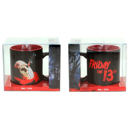 Taza negra de cerámica de Viernes 13 con máscara y detalles rojos