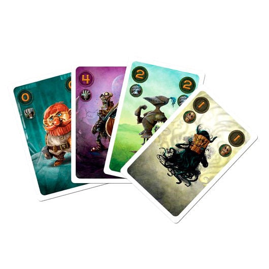 Caja del juego de cartas Claim de SD Games con personajes fantásticos - 2