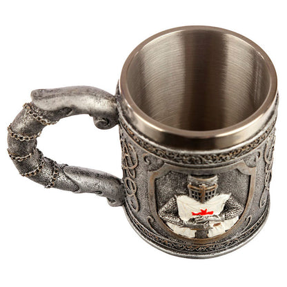 Taza de Caballeros de las Cruzadas con caballero en relieve y asa ornamentada - 2
