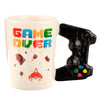 Taza de cerámica Game Over con asa 3D de mando