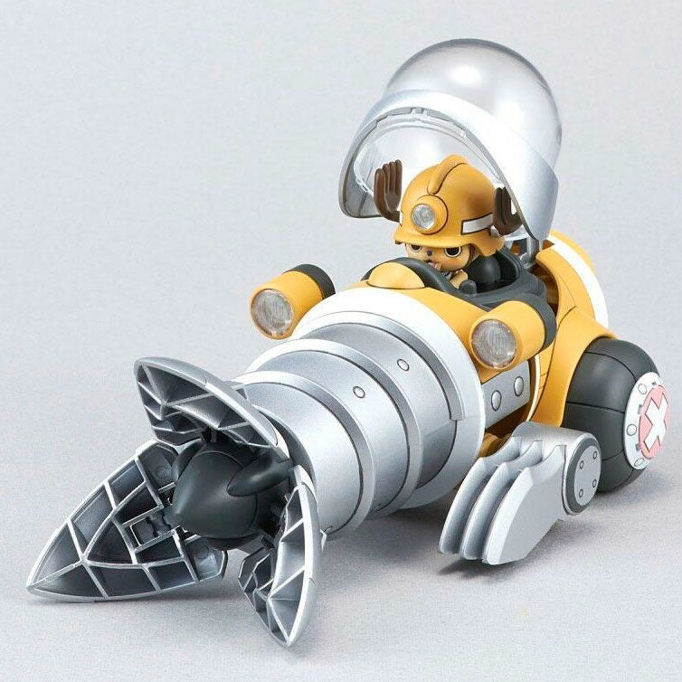 Chopper de One Piece en robot perforador amarillo y plateado